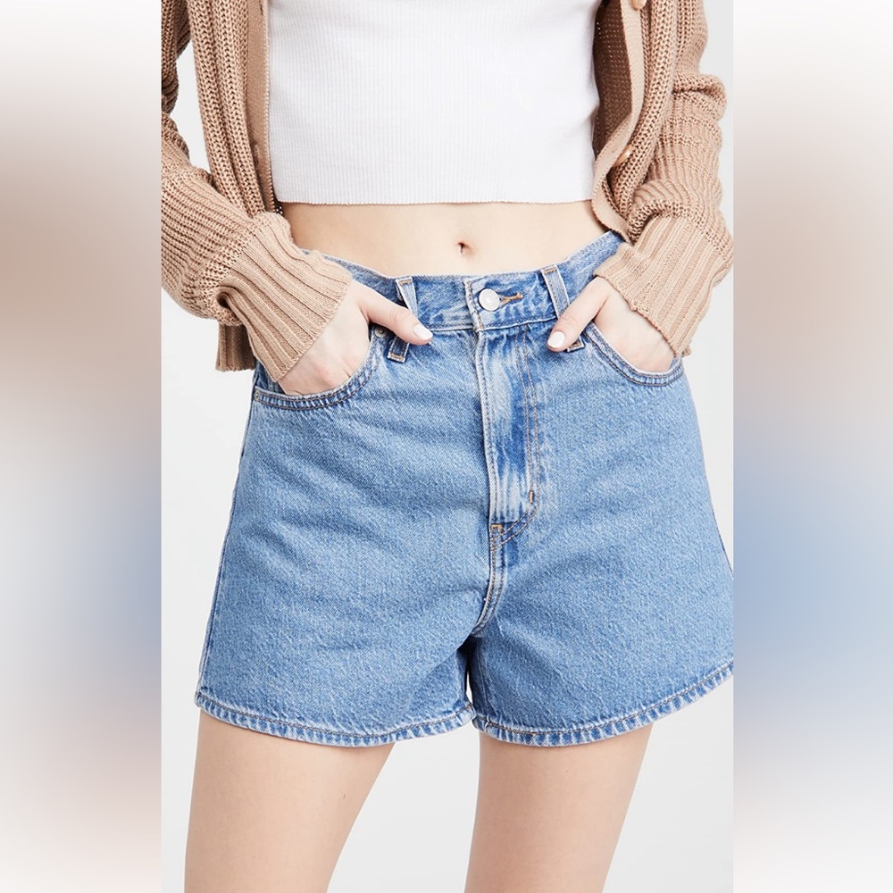 Levi’s High Loose Shorts